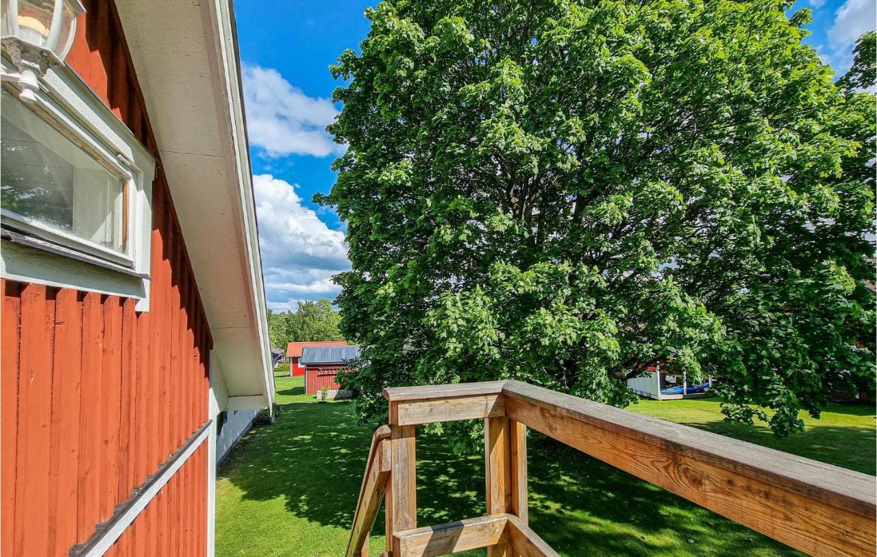 Stunning Apartment In Gullspang With Wifi Bagian luar foto