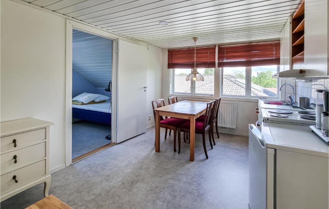 Stunning Apartment In Gullspang With Wifi Bagian luar foto