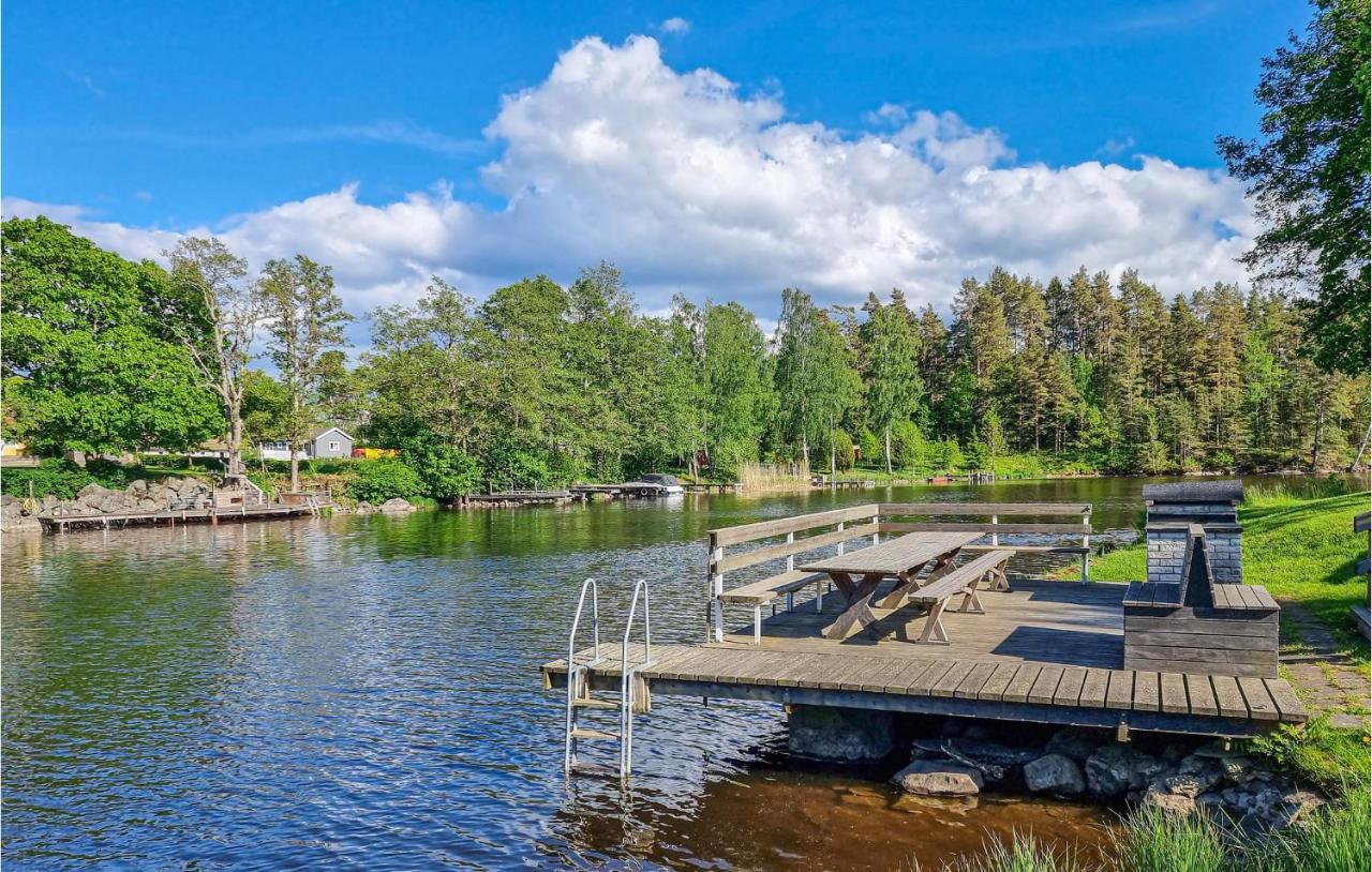 Stunning Apartment In Gullspang With Wifi Bagian luar foto